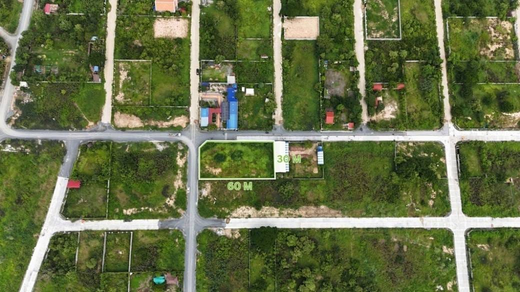 1,800 sqm Land Size Lot For Rent