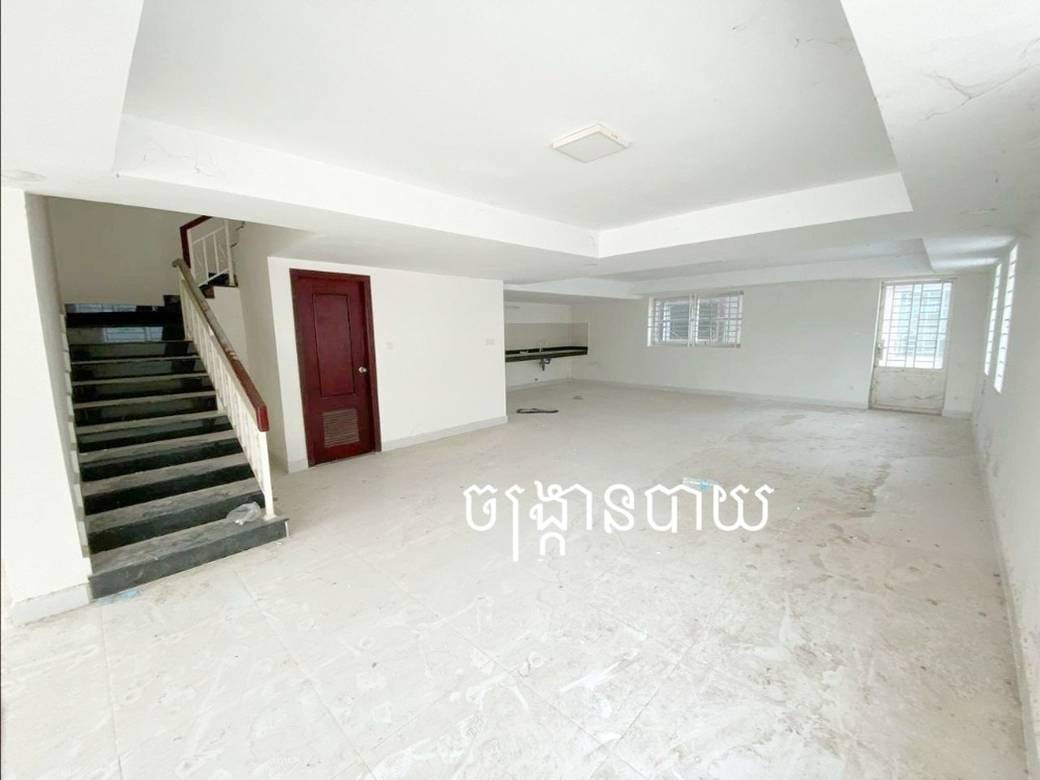 Shophouse For Rent in Chroy Changvar, Chroy Changvar, Phnom Penh