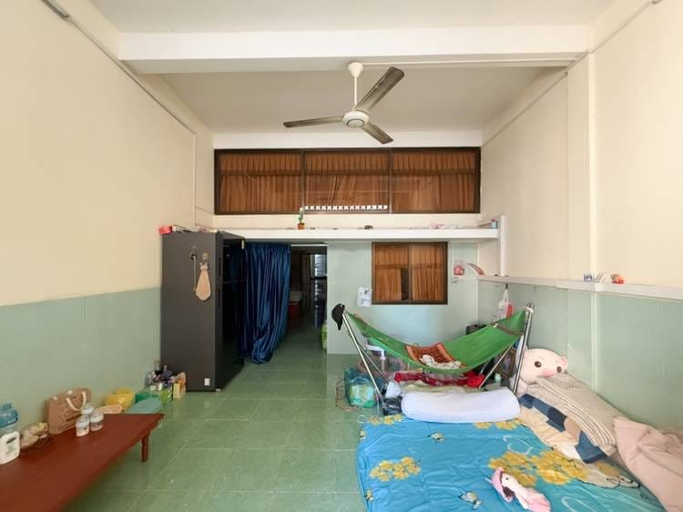 Flat House For Sale in Phsar Thmei II, Daun Penh, Phnom Penh