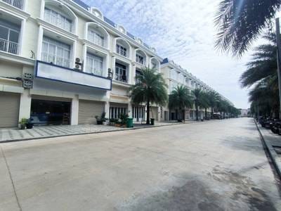 $250,000 Shophouse