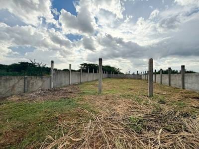 Działka Na wynajem o powierzchni działki 665 m²
