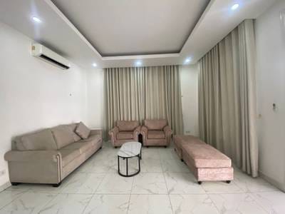 $2,500 Dvojvila