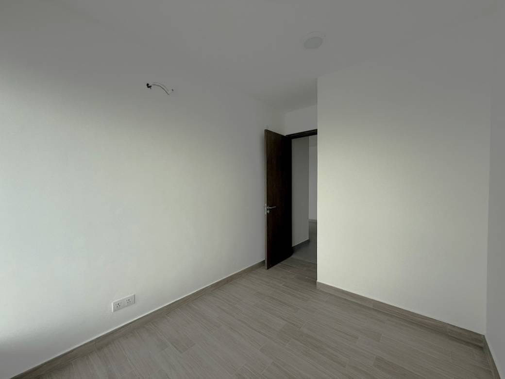Meanchey公寓出售，价格$120,000