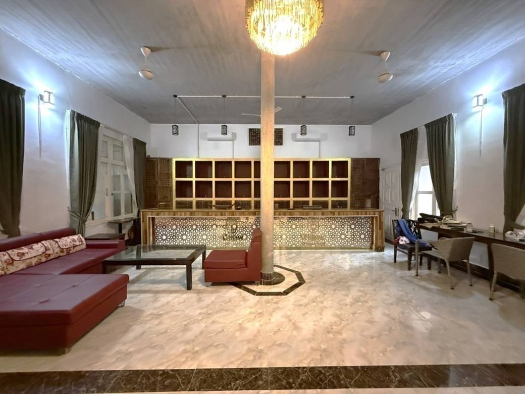 Bâtiment À louer à Chey Chumneah, Daun Penh, Phnom Penh