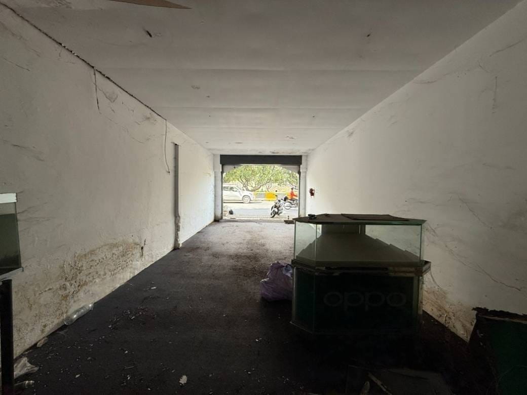 129 sqm Land Size Shophouse For Sale