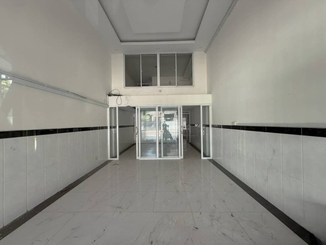 $500 Shophouse