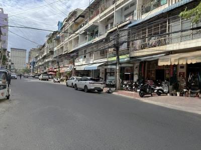 Shophouse Na prodej in Daun Penh $380,000