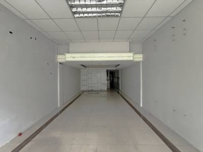 $900 Shophouse