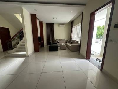 Shophouse K pronájmu in Russey Keo $6,000