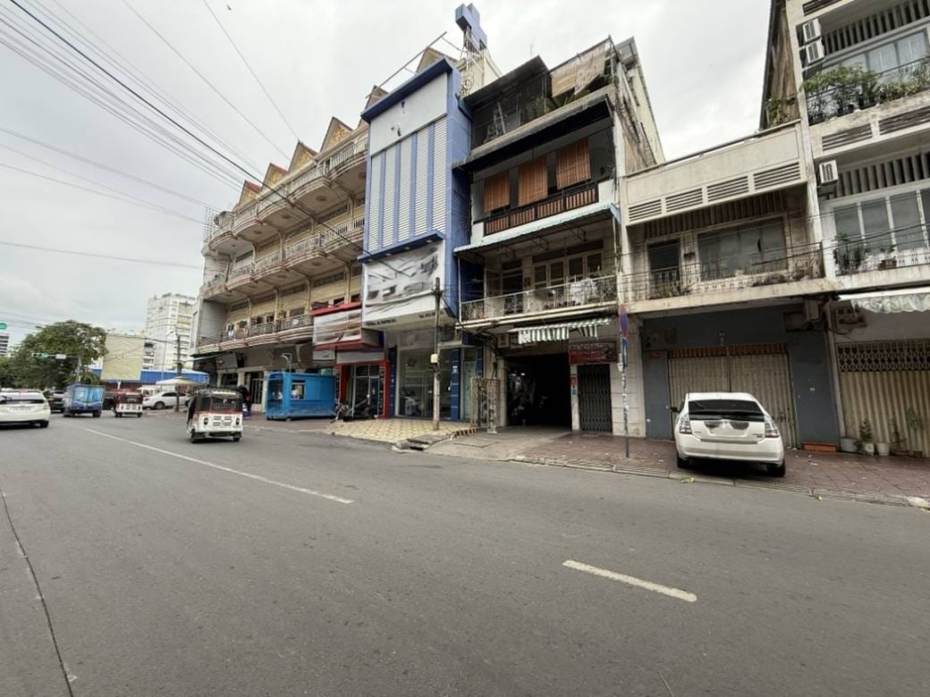 $170,000 Flat House