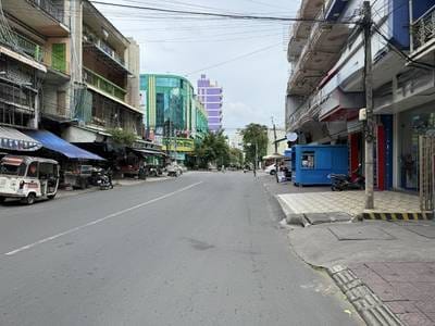 Flat House Na prodej in Daun Penh $170,000