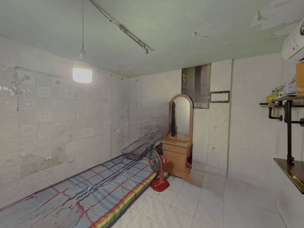Maison mitoyenne À vendre à Boeung Prolit, 7 Makara, Phnom Penh