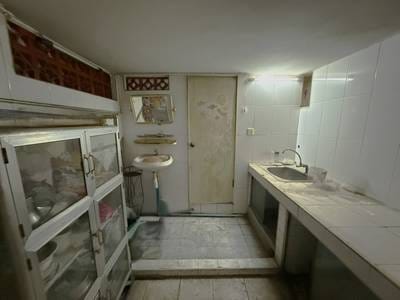 Wat Phnom Shophouse For Sale in Wat Phnom