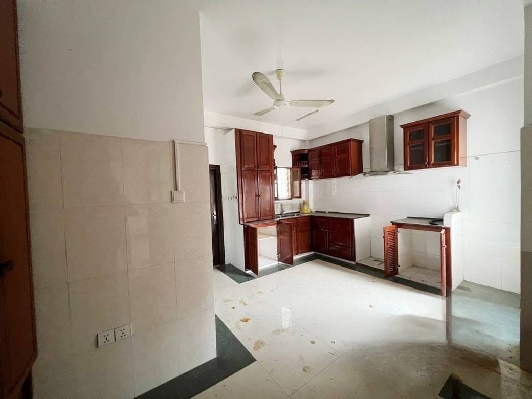 Vila K pronájmu in Tonle Bassac, Chamkarmon, Phnom Penh