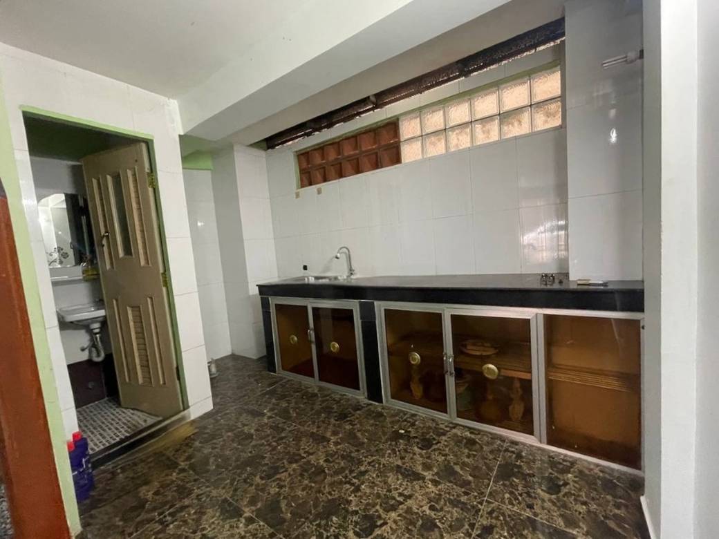 BKK 2 Shophouse For Rent in BKK 2
