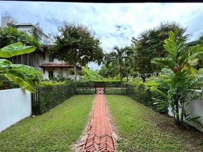 $3,700 Vila