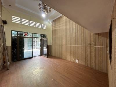 Phsar Thmei II House and lot For Rent in Phsar Thmei II