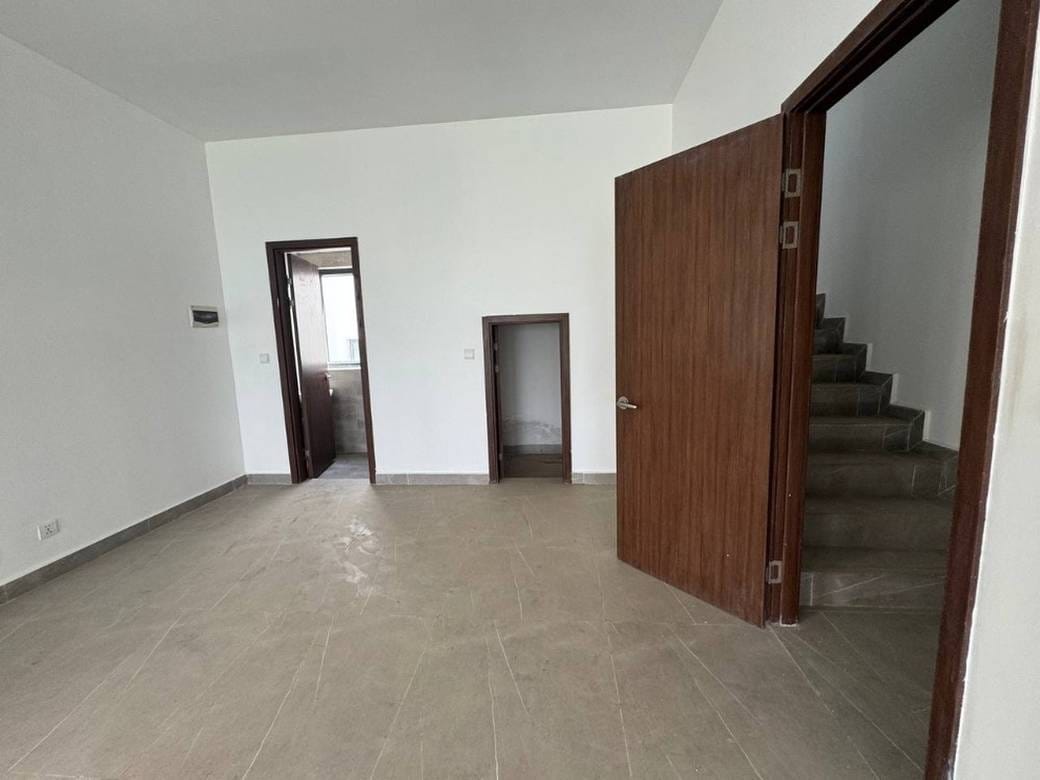 Meanchey店屋出租，价格$600
