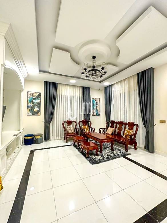 វីឡា តម្លៃ $4,000