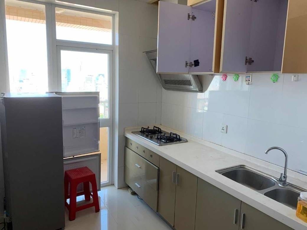 Zařízeno Condo For Sale & Rent