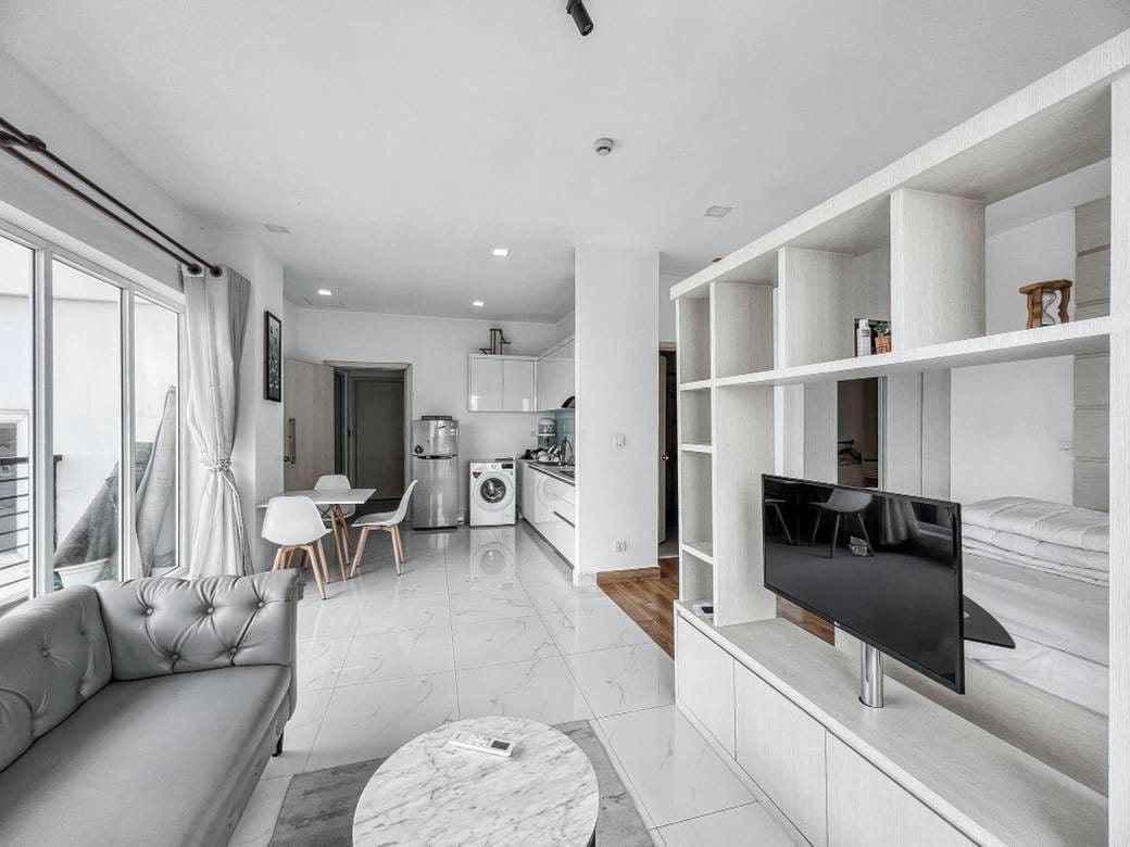 PS Crystal Condominium | Zařízeno Studio For Sale & Rent