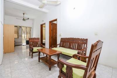 $400 Flat House