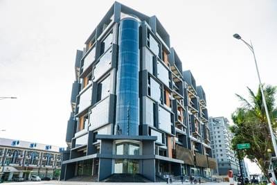 Здание Для Продажи in Chroy Changvar $4,500,000