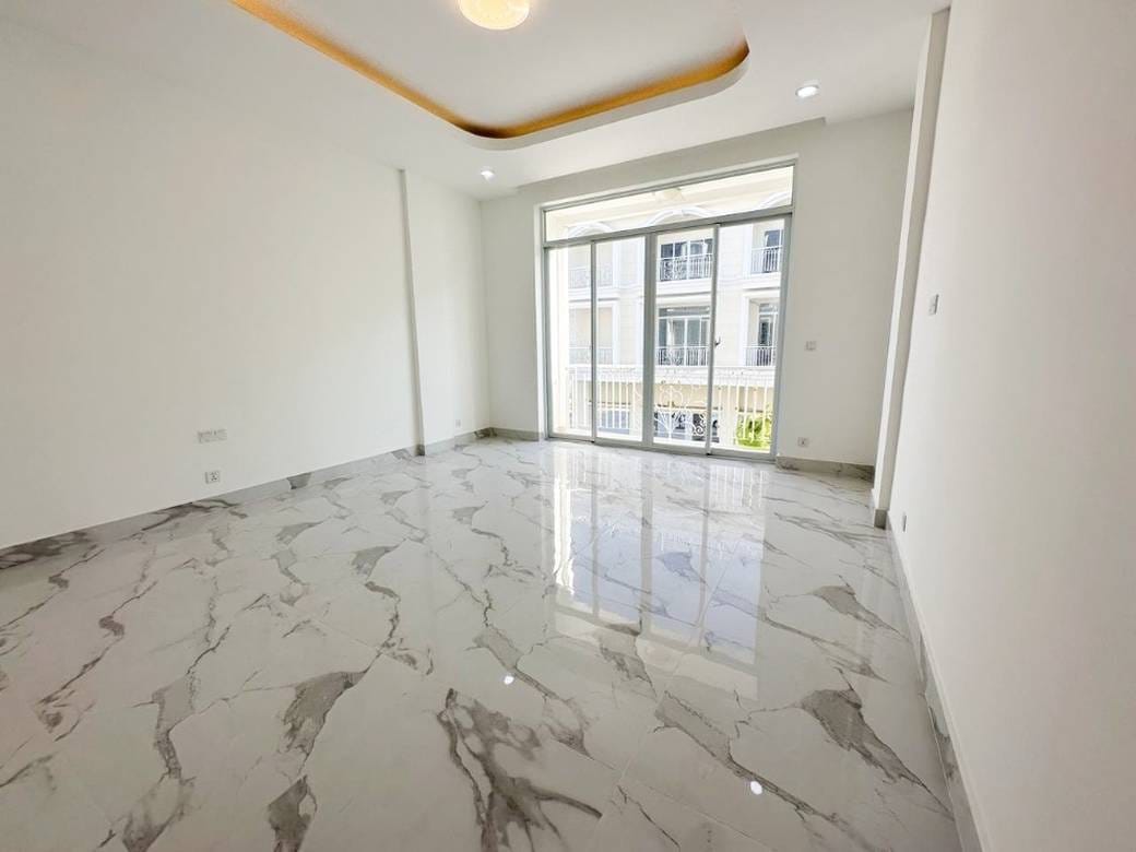 Preaek Ta Sek Shophouse For Sale & Rent in Preaek Ta Sek