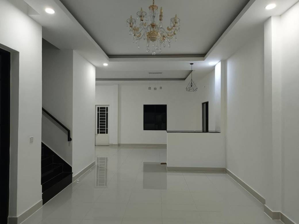 Villa For Sale with 2 Parking Space