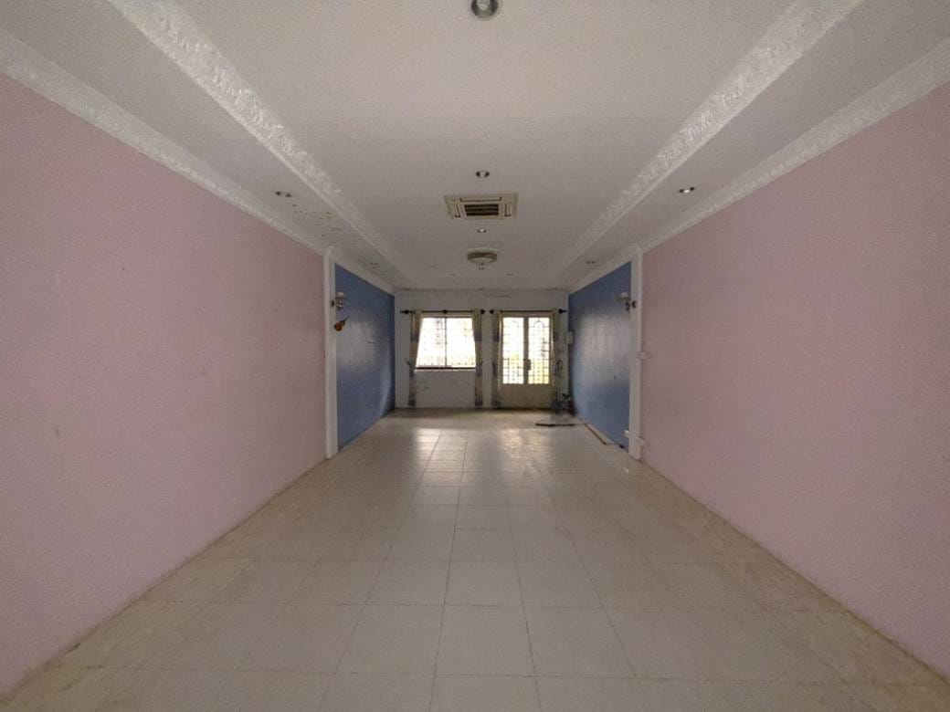 Shophouse K pronájmu in Daun Penh $1,500
