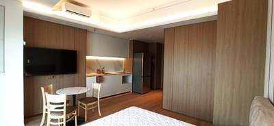 Vue Aston | $490 Condo