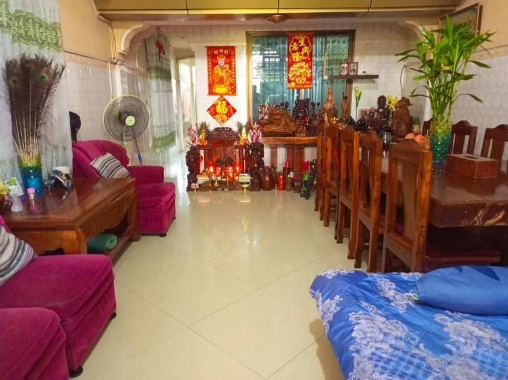 136 sqm Land Size Flat House Na prodej