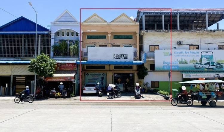 Maison mitoyenne À vendre à Phnom Penh Thmey, Sen Sok, Phnom Penh