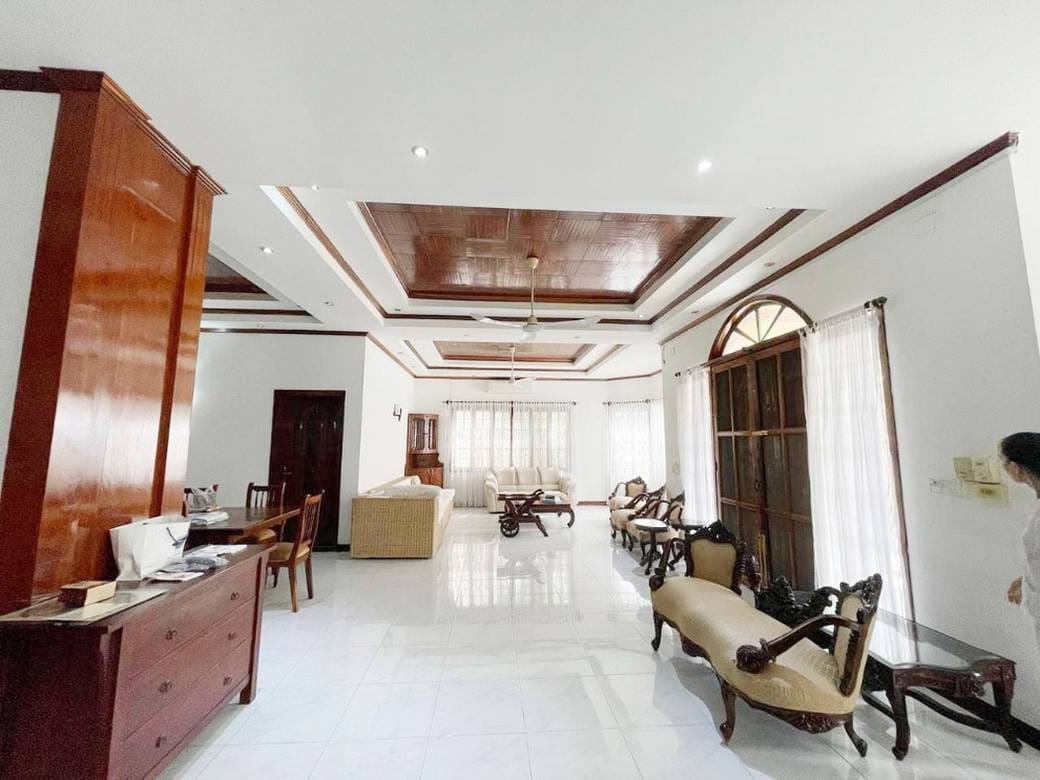 $3,000 Villa
