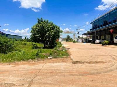 ដី សំរាប់លក់ នៅ សួង, សួង, ត្បូងឃ្មុំ