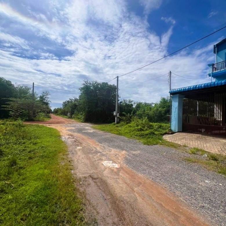House and lot Na prodej in Kampong Kraeng, Tuek Chhou, Kampot