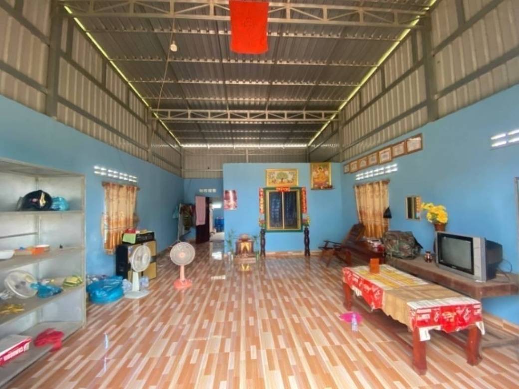 2,736 sqm Land Size House and lot For Sale