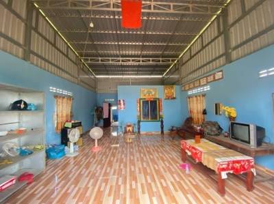 2,736 sqm Land Size House and lot For Sale