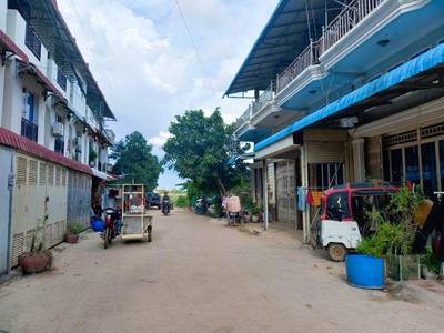 100 sqm Living Size House and lot For Sale in Por Sen Chey