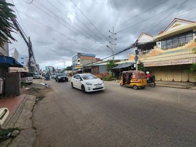 Meanchey140平方米使用面积House and lot出售