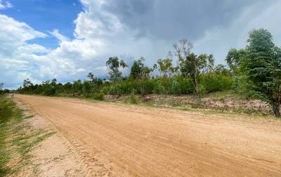 Lot Na prodej in Reaksmei Sameakki, Aoral, Kampong Speu