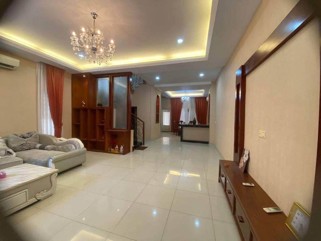 76 sqm Living Size Vila K pronájmu in Sen Sok