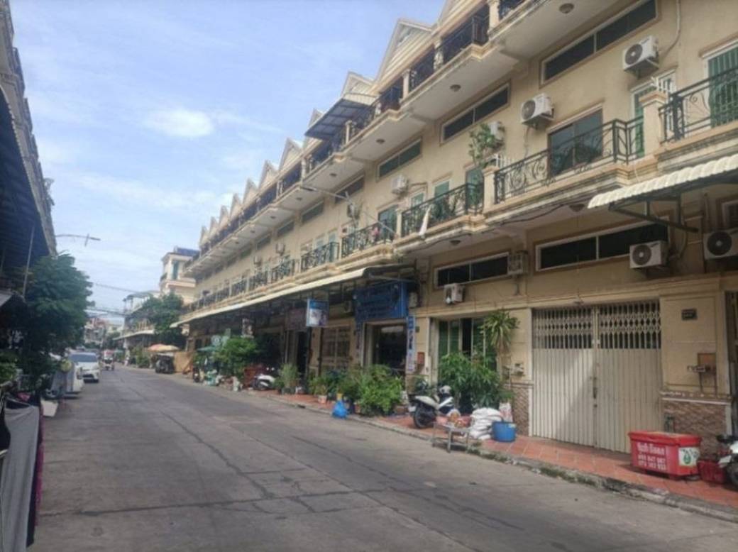 176.4 sqm Living Size Flat House For Sale in Dangkao