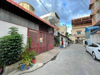 $210,000 Maison