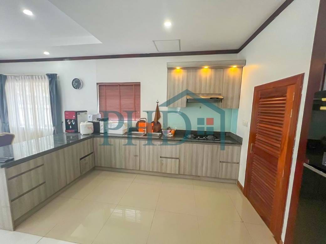 Vila Na prodej with 3 Parking Space