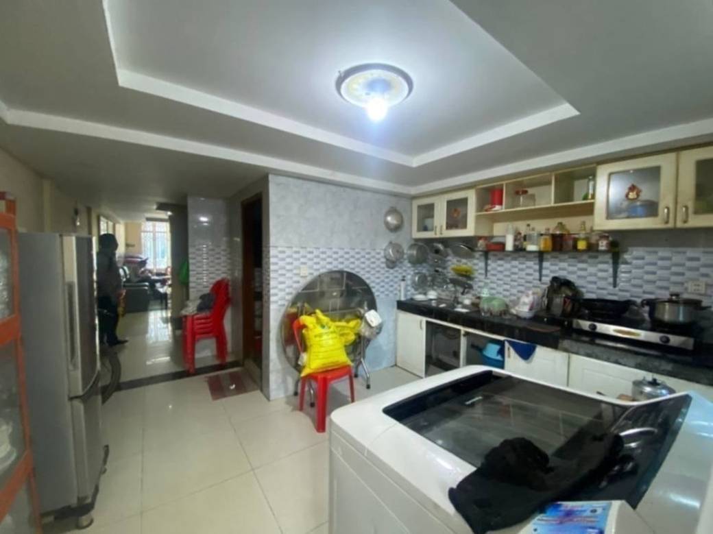 235.2 sqm Land Size Flat House Na prodej