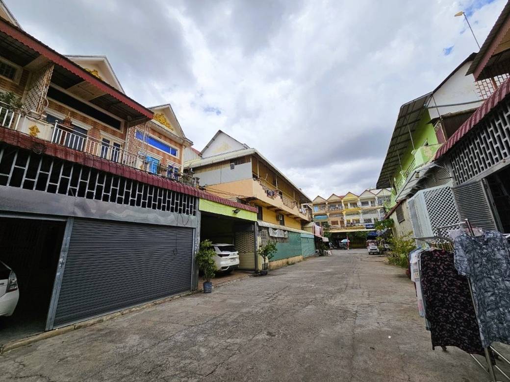 Link House For Sale in Stueng Mean chey, Meanchey, Phnom Penh