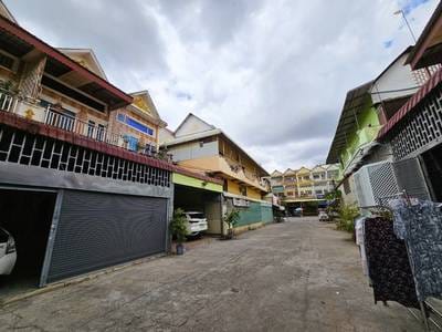 Link House For Sale in Stueng Mean chey, Meanchey, Phnom Penh