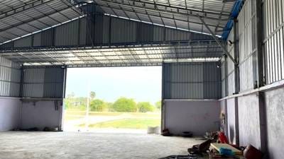 300 sqm Living Size Warehouse For Sale in Kong Pisei