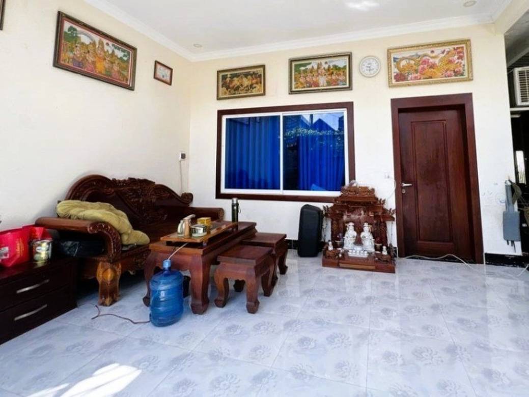 House and lot สำหรับขาย พื้นที่ใช้สอย 125 ตร.ม. ใน Por Sen Chey